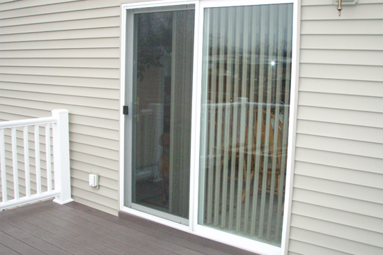 Pinewood-screen-door-repair