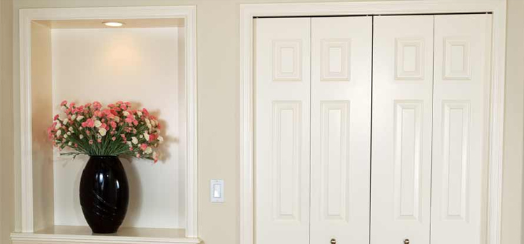 residential closet door repair in Pinewood